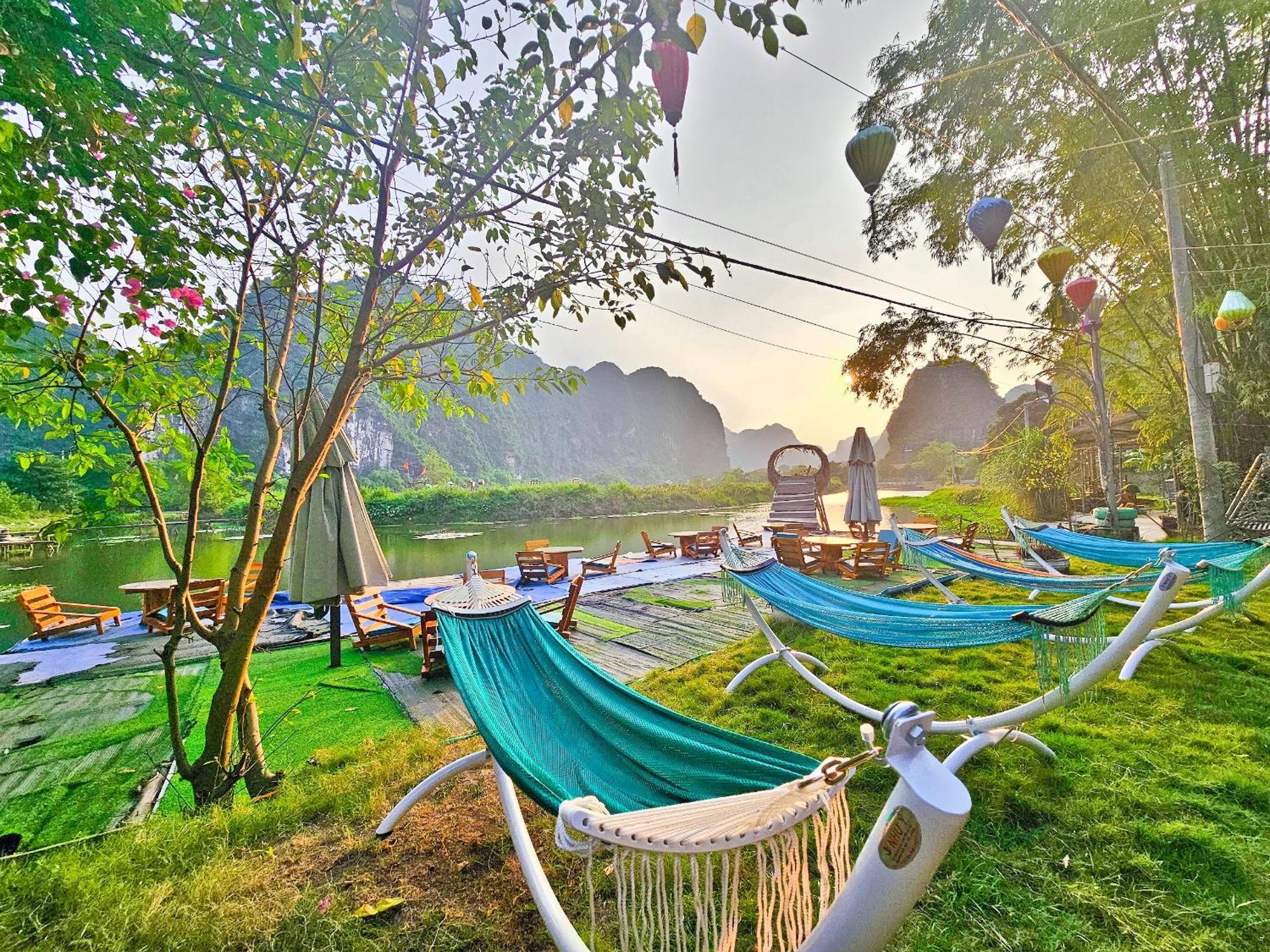 Quoc Khanh Bamboo Homestay นิญบิ่ญ ภายนอก รูปภาพ