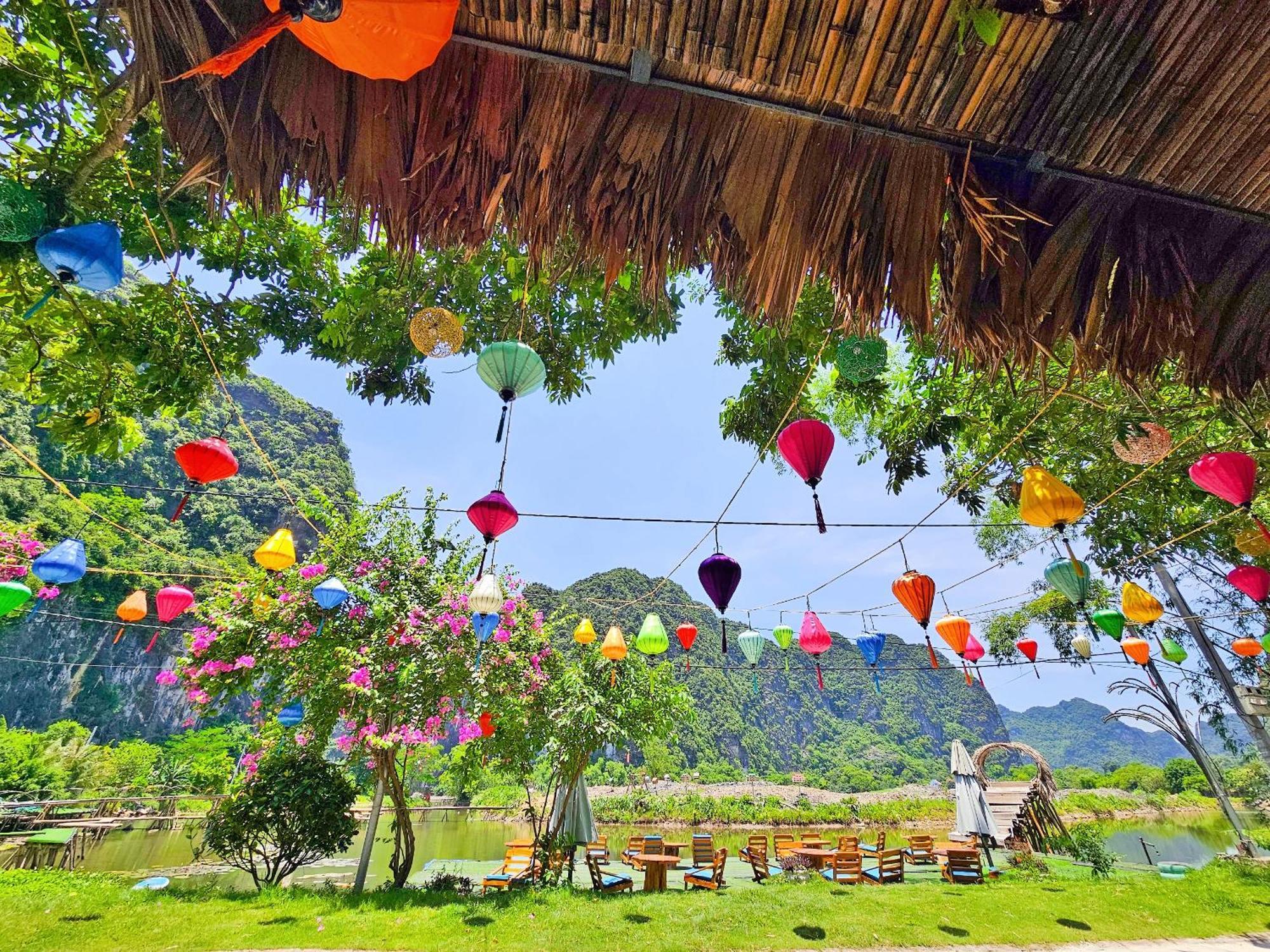 Quoc Khanh Bamboo Homestay นิญบิ่ญ ภายนอก รูปภาพ