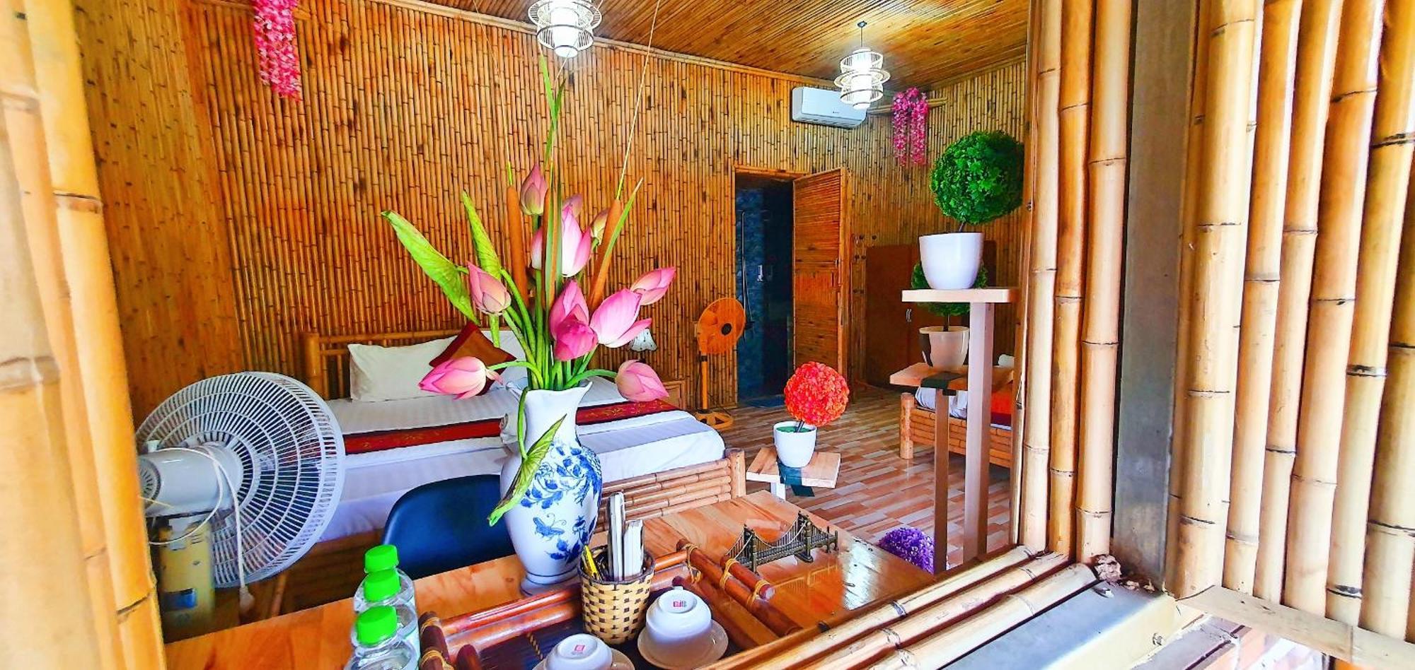 Quoc Khanh Bamboo Homestay นิญบิ่ญ ภายนอก รูปภาพ
