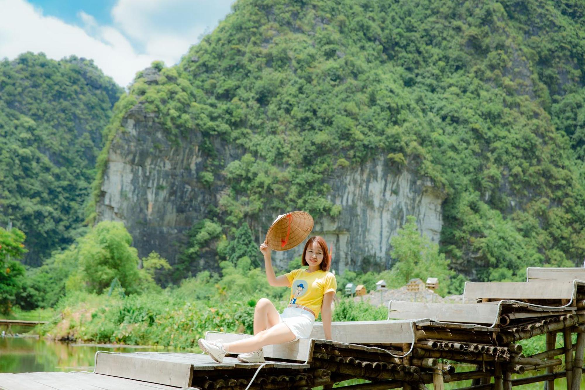 Quoc Khanh Bamboo Homestay นิญบิ่ญ ภายนอก รูปภาพ