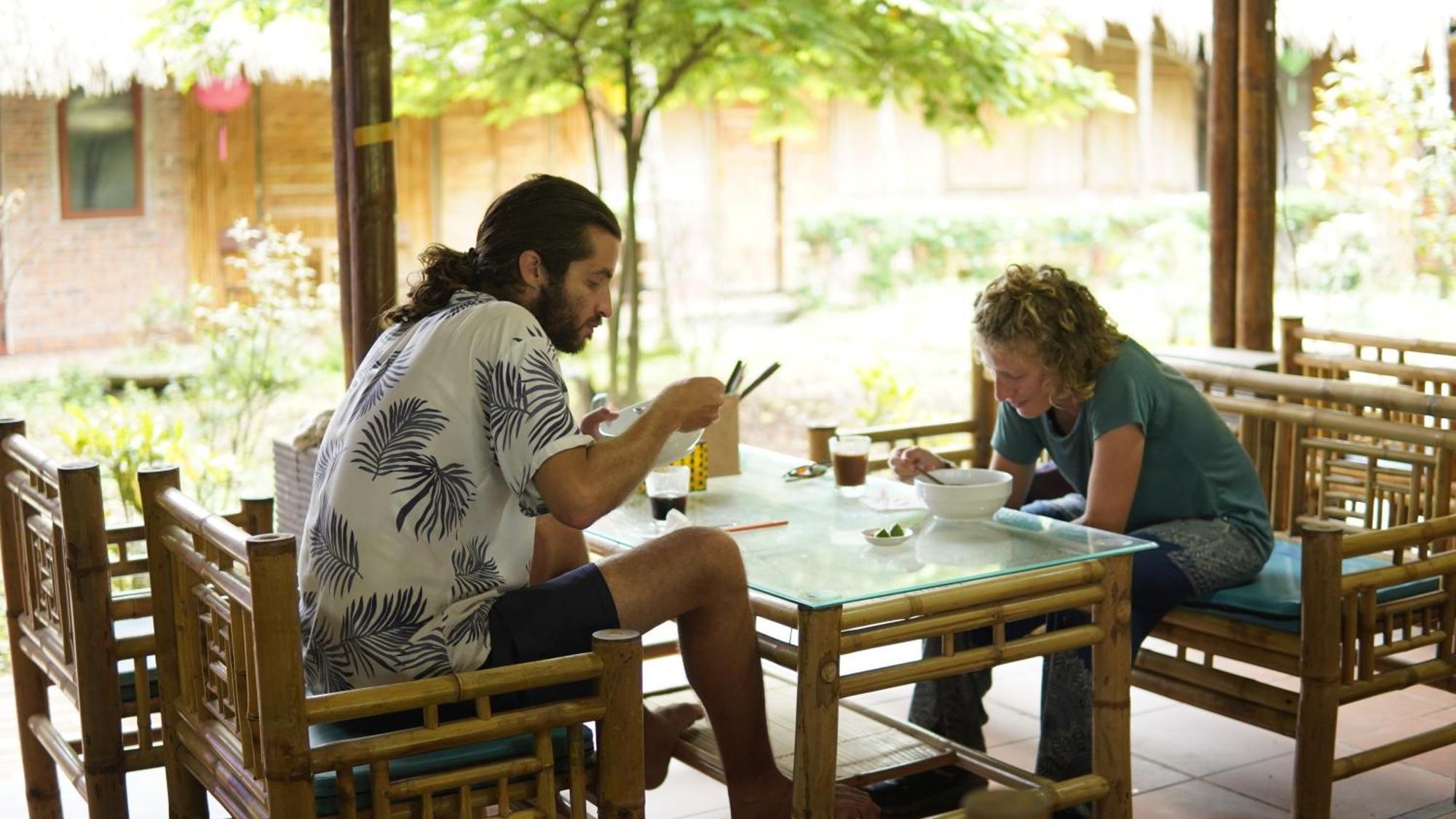 Quoc Khanh Bamboo Homestay นิญบิ่ญ ภายนอก รูปภาพ