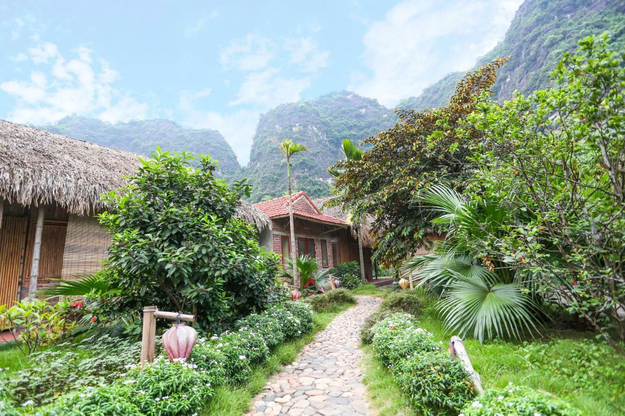 Quoc Khanh Bamboo Homestay นิญบิ่ญ ภายนอก รูปภาพ