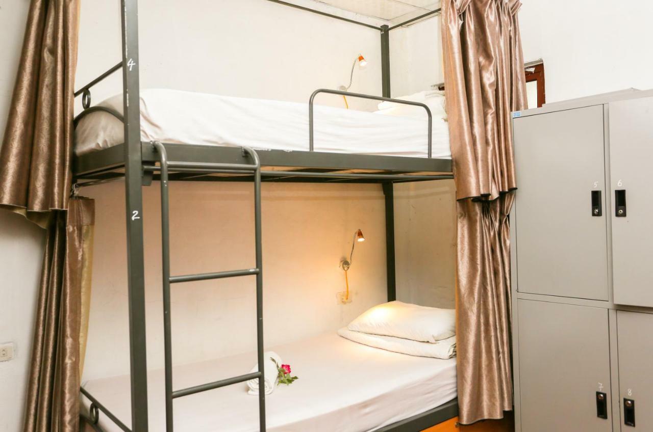 Quoc Khanh Bamboo Homestay นิญบิ่ญ ภายนอก รูปภาพ